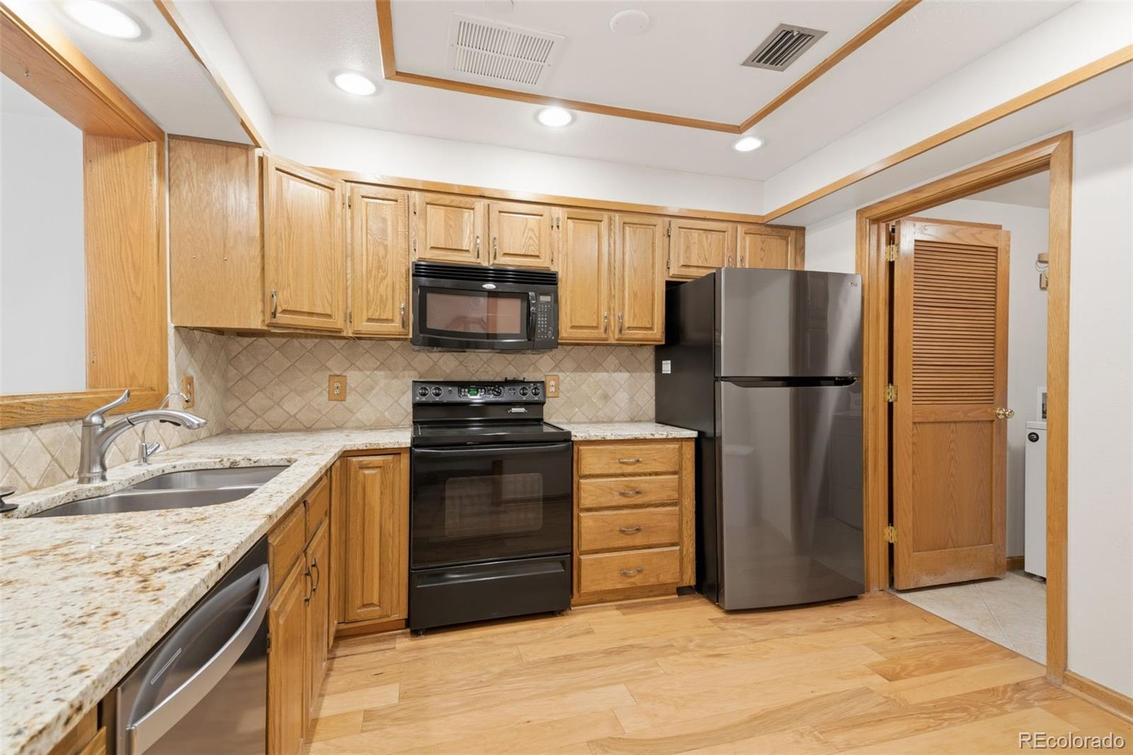 MLS Image #8 for 1900 e girard place,englewood, Colorado
