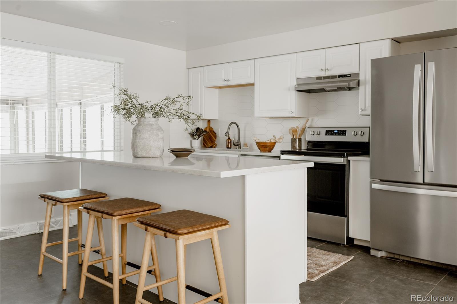 MLS Image #14 for 563  jamaica street,aurora, Colorado
