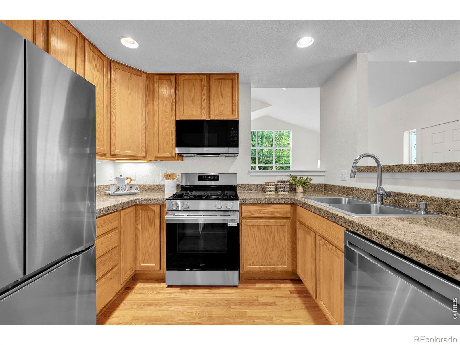 MLS Image #13 for 811  snowberry street,longmont, Colorado