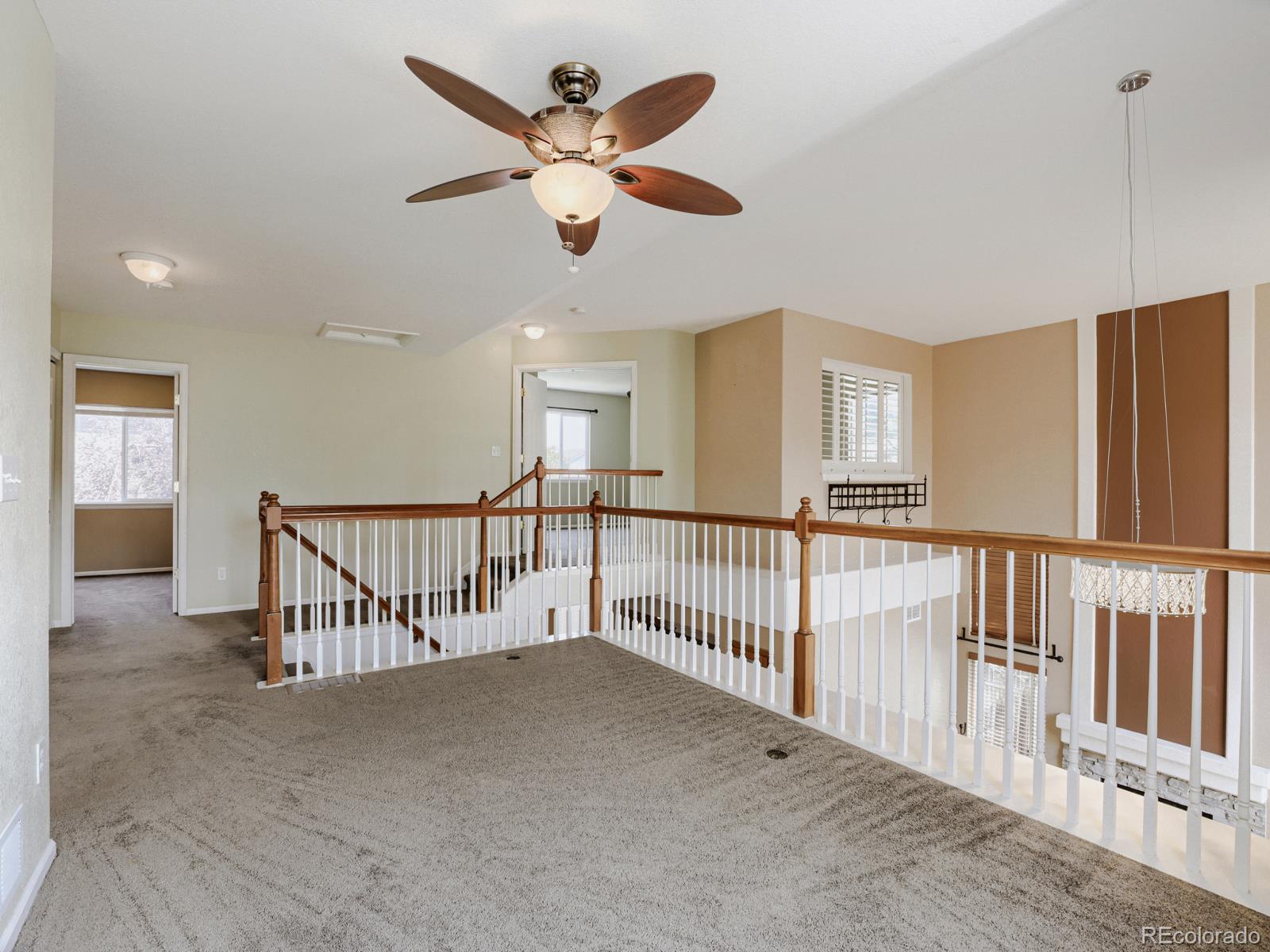 MLS Image #7 for 19899 e 41st avenue,denver, Colorado