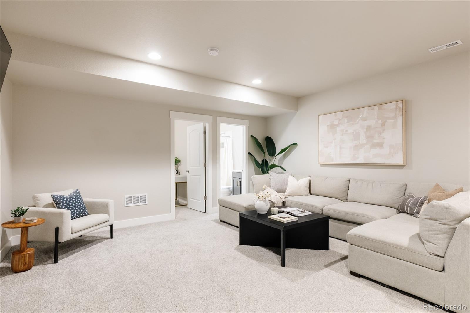 MLS Image #17 for 6346  dayton way,denver, Colorado