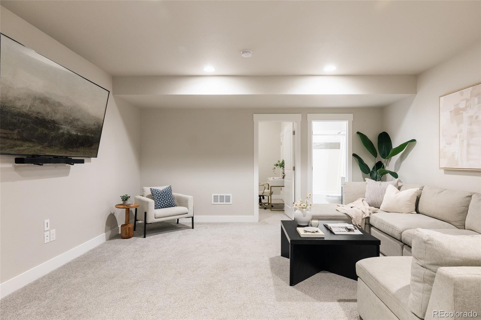 MLS Image #18 for 6346  dayton way,denver, Colorado