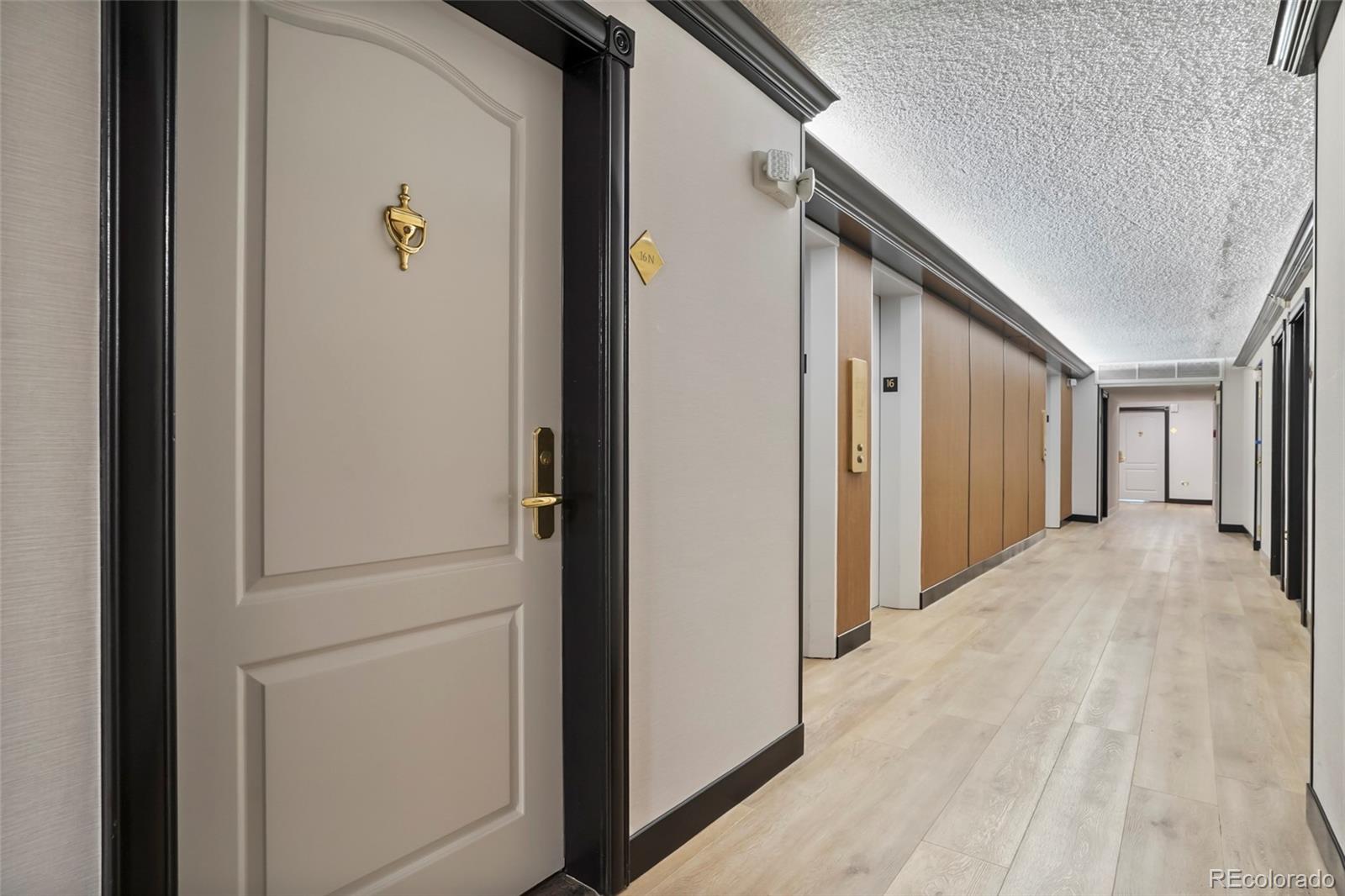 MLS Image #15 for 1020  15th street,denver, Colorado