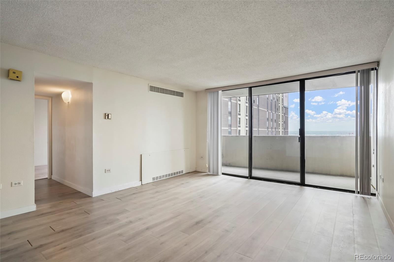 MLS Image #2 for 1020  15th street,denver, Colorado