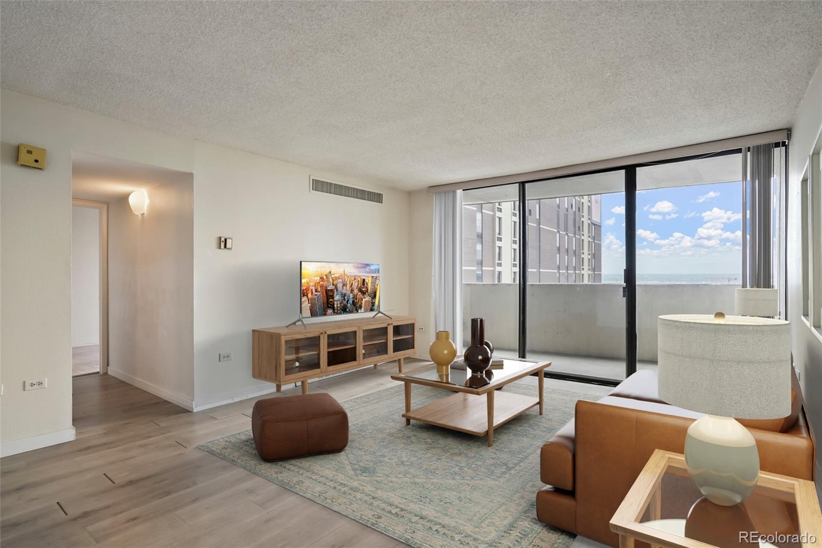 MLS Image #3 for 1020  15th street,denver, Colorado