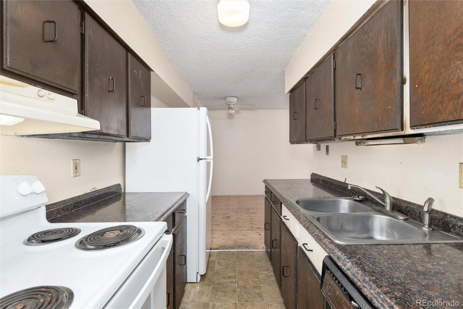 MLS Image #4 for 7375 e quincy avenue,denver, Colorado