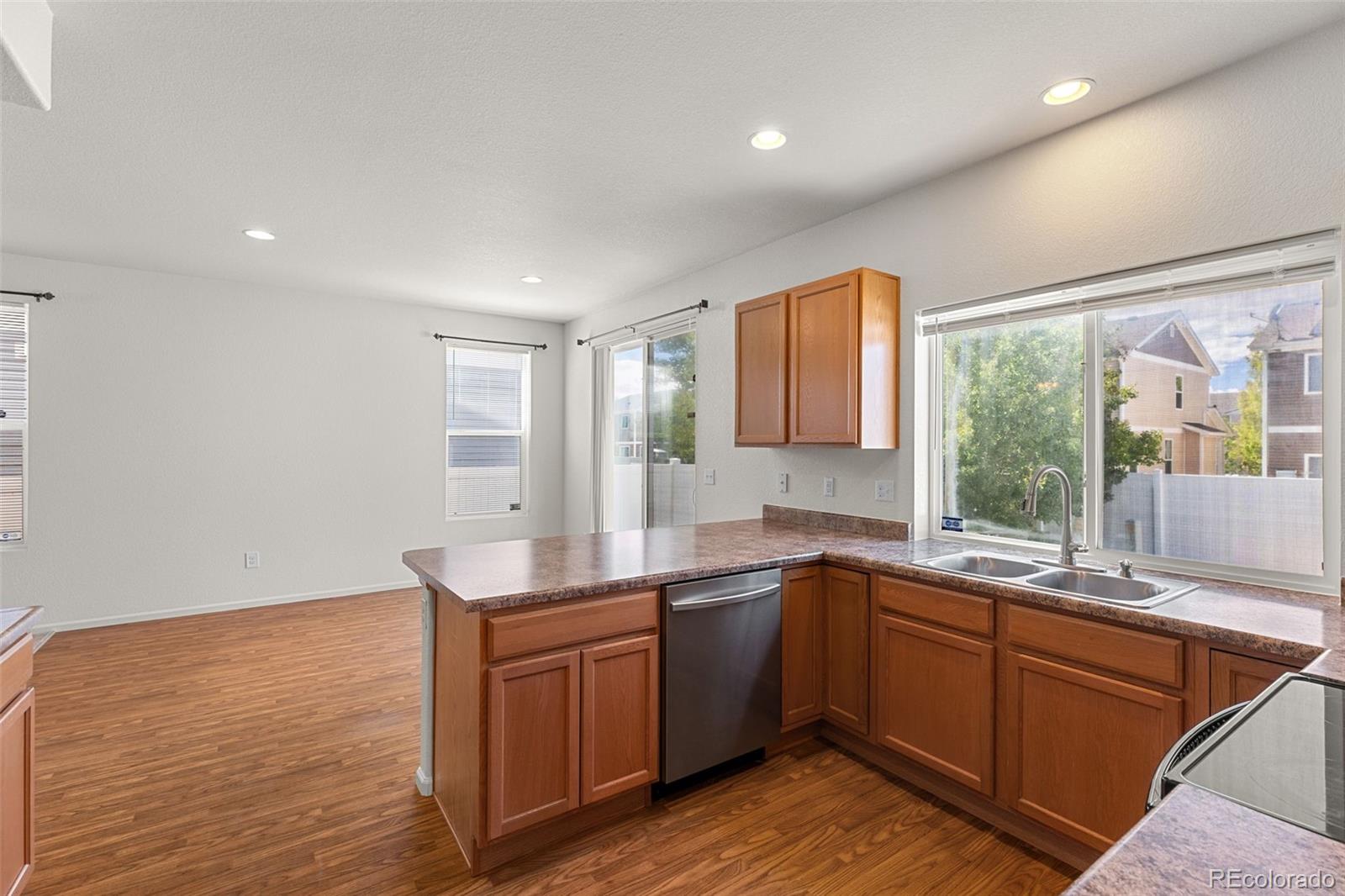 MLS Image #14 for 5555  lisbon street,denver, Colorado