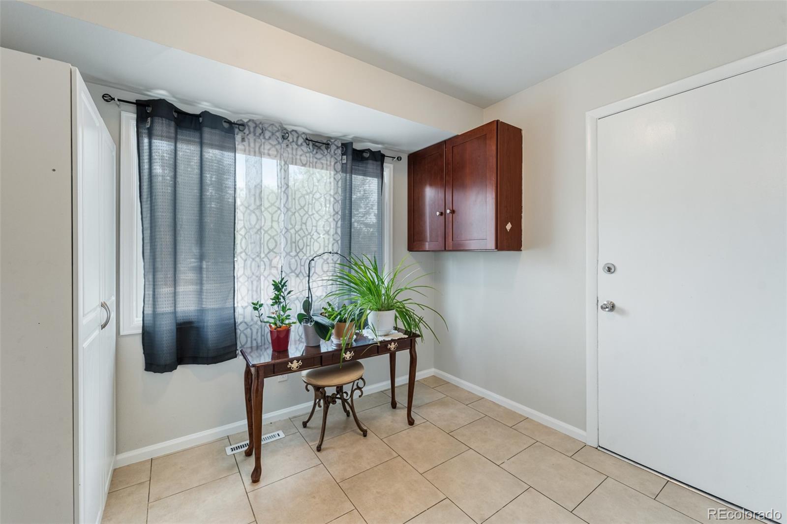 MLS Image #6 for 14990 e 10th avenue,aurora, Colorado