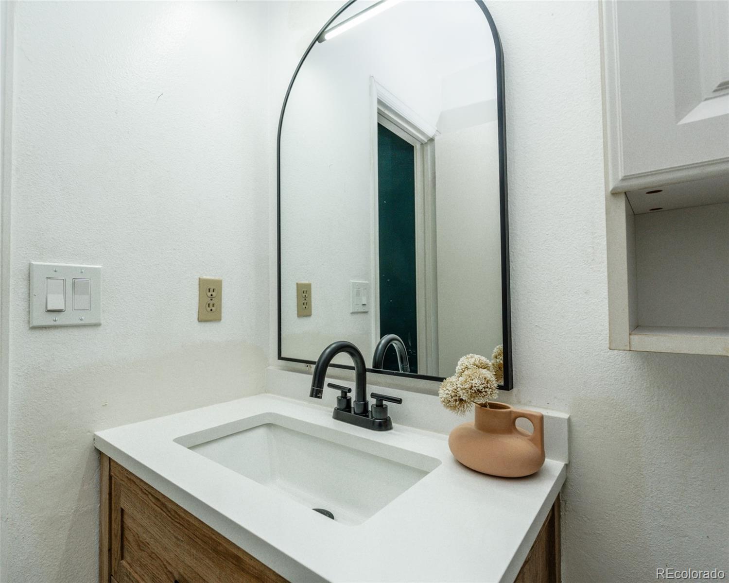 MLS Image #22 for 1410 s vaughn circle,aurora, Colorado