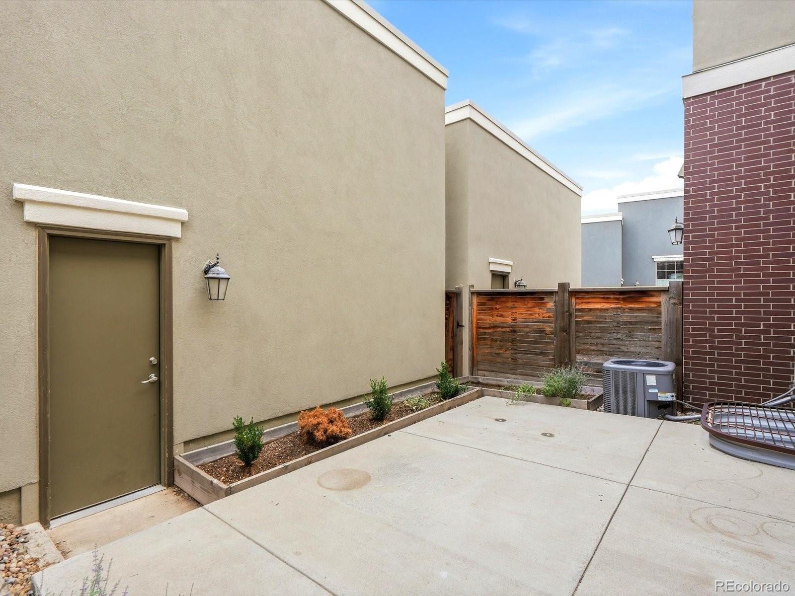 MLS Image #21 for 5420  valentia street,denver, Colorado