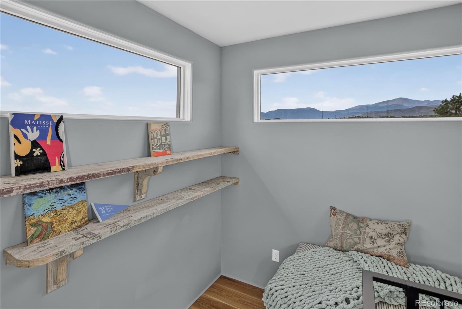 MLS Image #30 for 30  cap rock way,colorado springs, Colorado