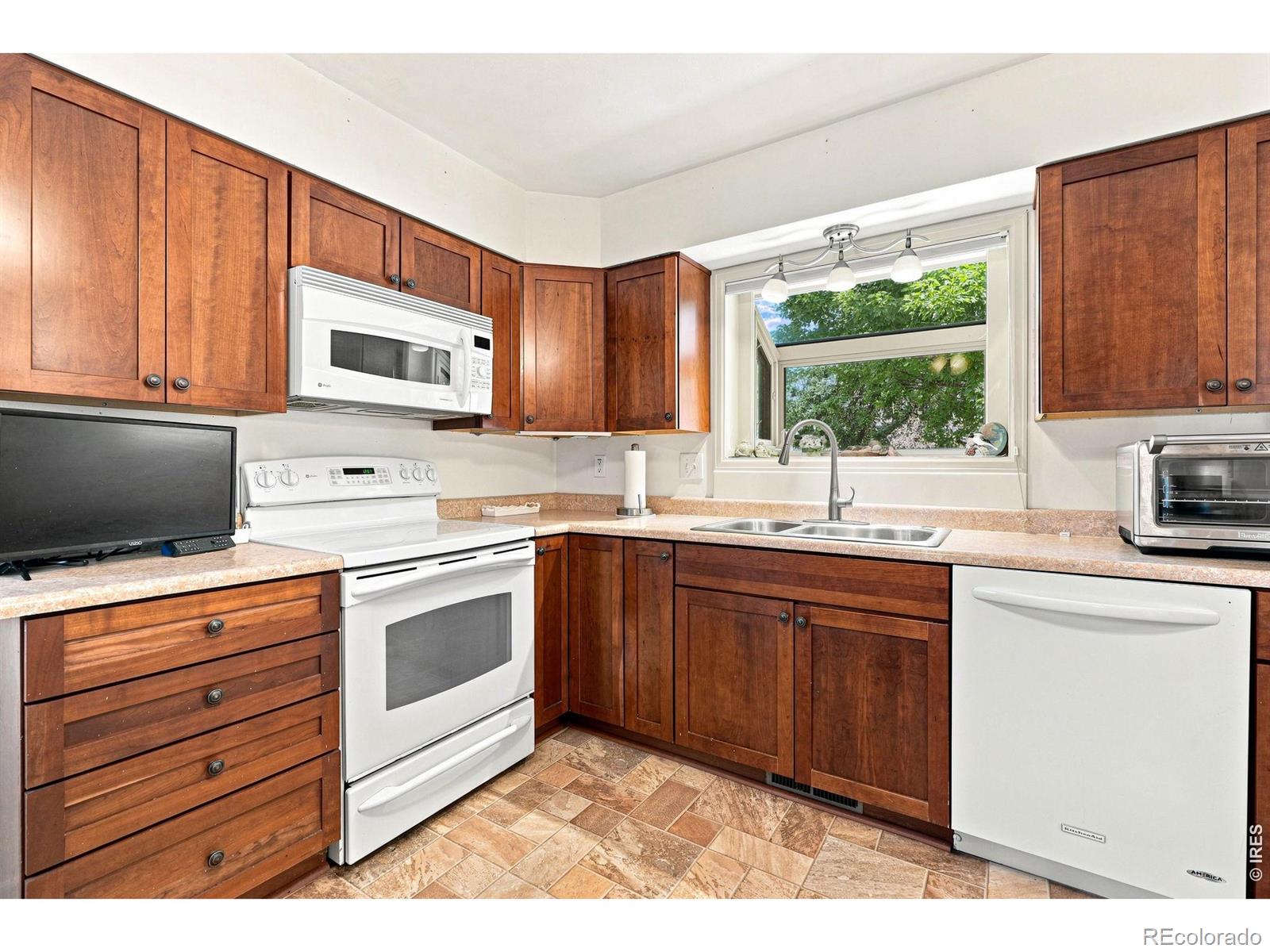 MLS Image #14 for 5447  raritan place,boulder, Colorado