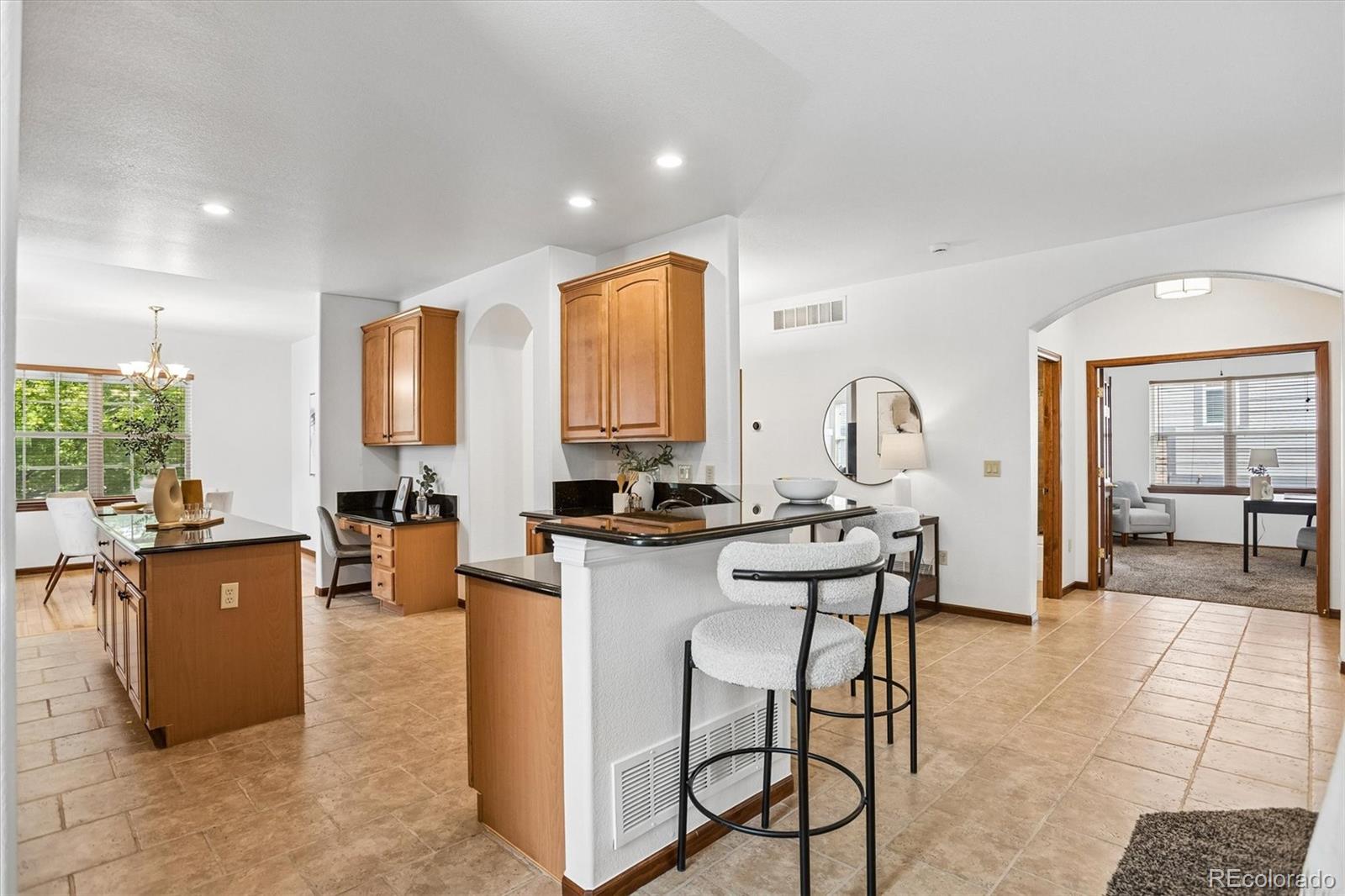 MLS Image #9 for 22780 e heritage parkway,aurora, Colorado