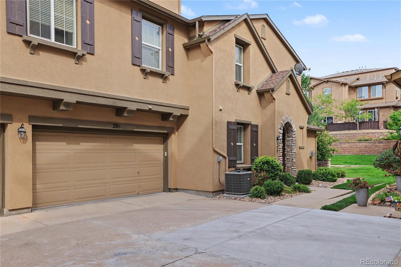MLS Image #1 for 10546  graymont lane b,littleton, Colorado