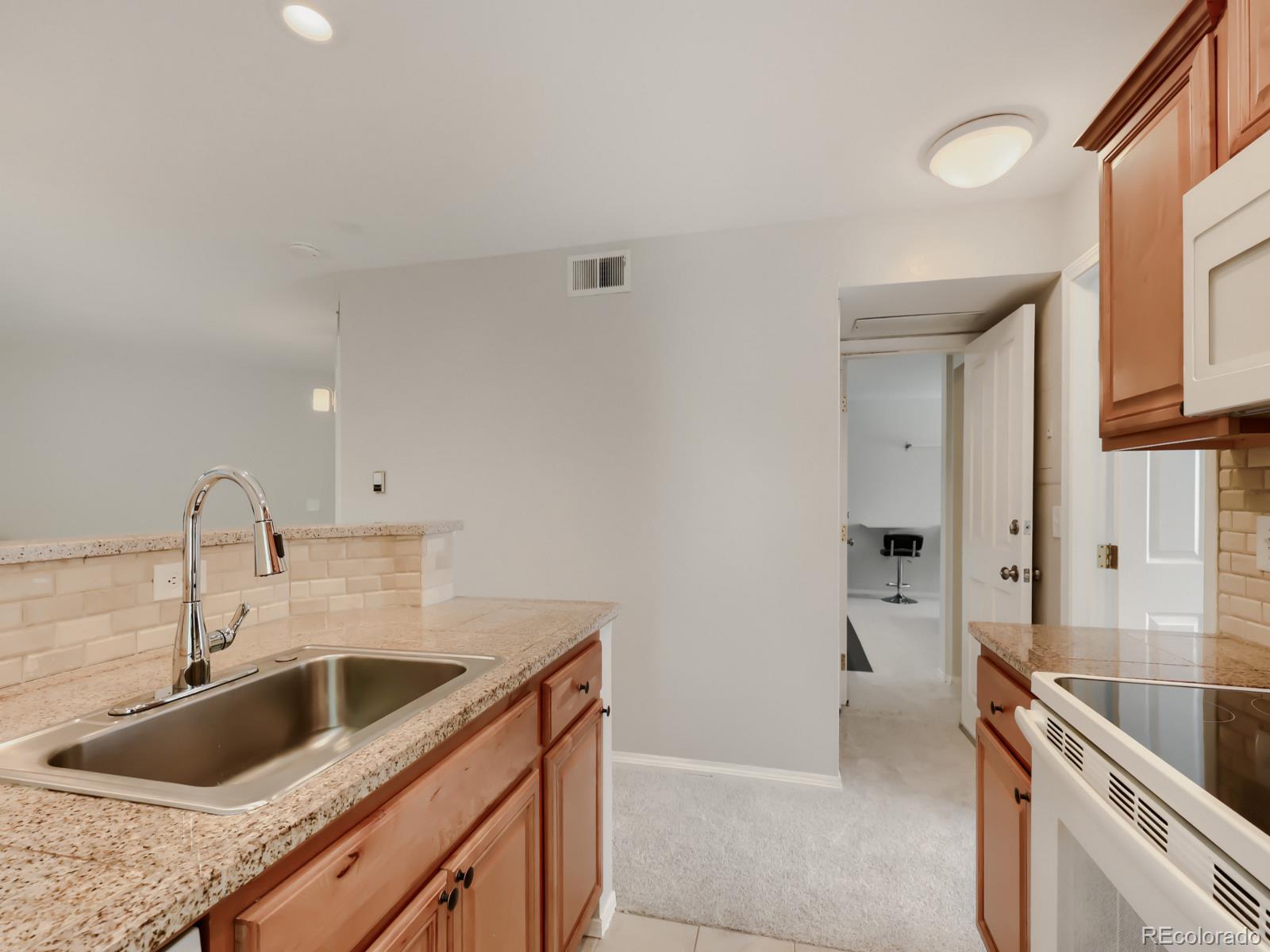 MLS Image #11 for 6380 s boston street,greenwood village, Colorado