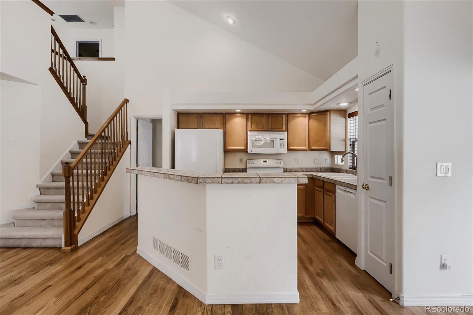 MLS Image #11 for 2436 s scranton way,aurora, Colorado