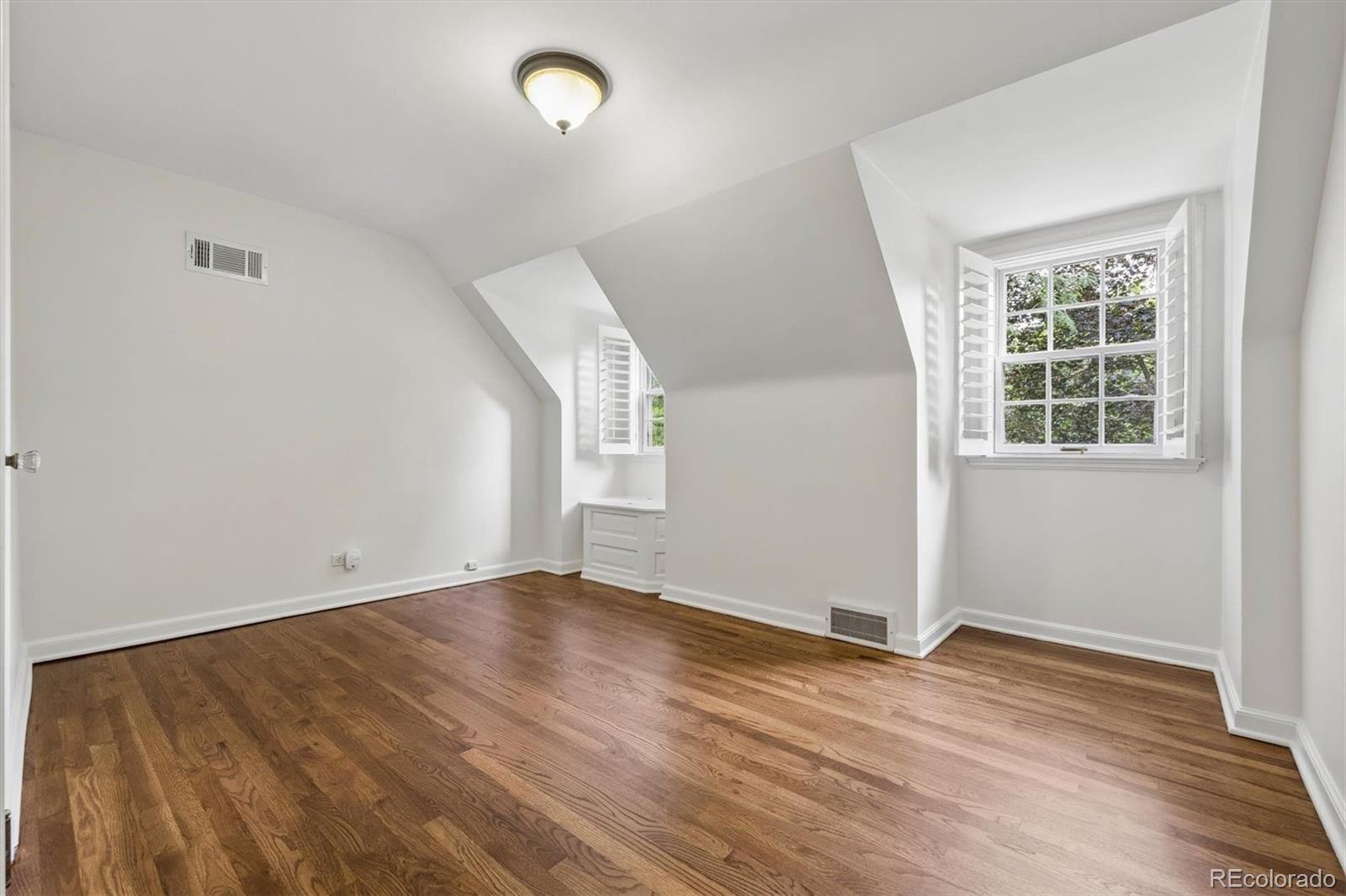 MLS Image #11 for 640 n krameria street,denver, Colorado