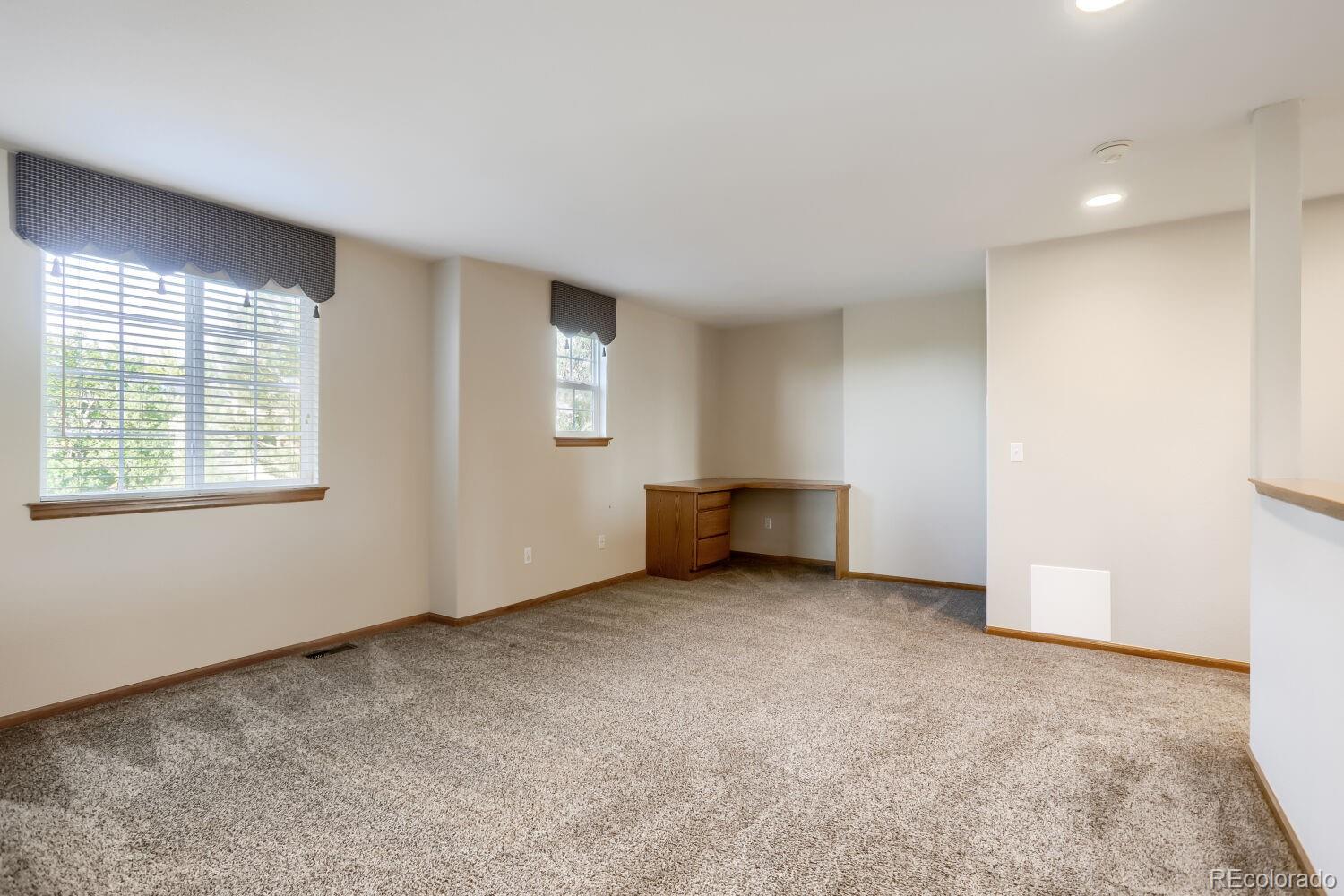 MLS Image #11 for 5545 s rome street,aurora, Colorado