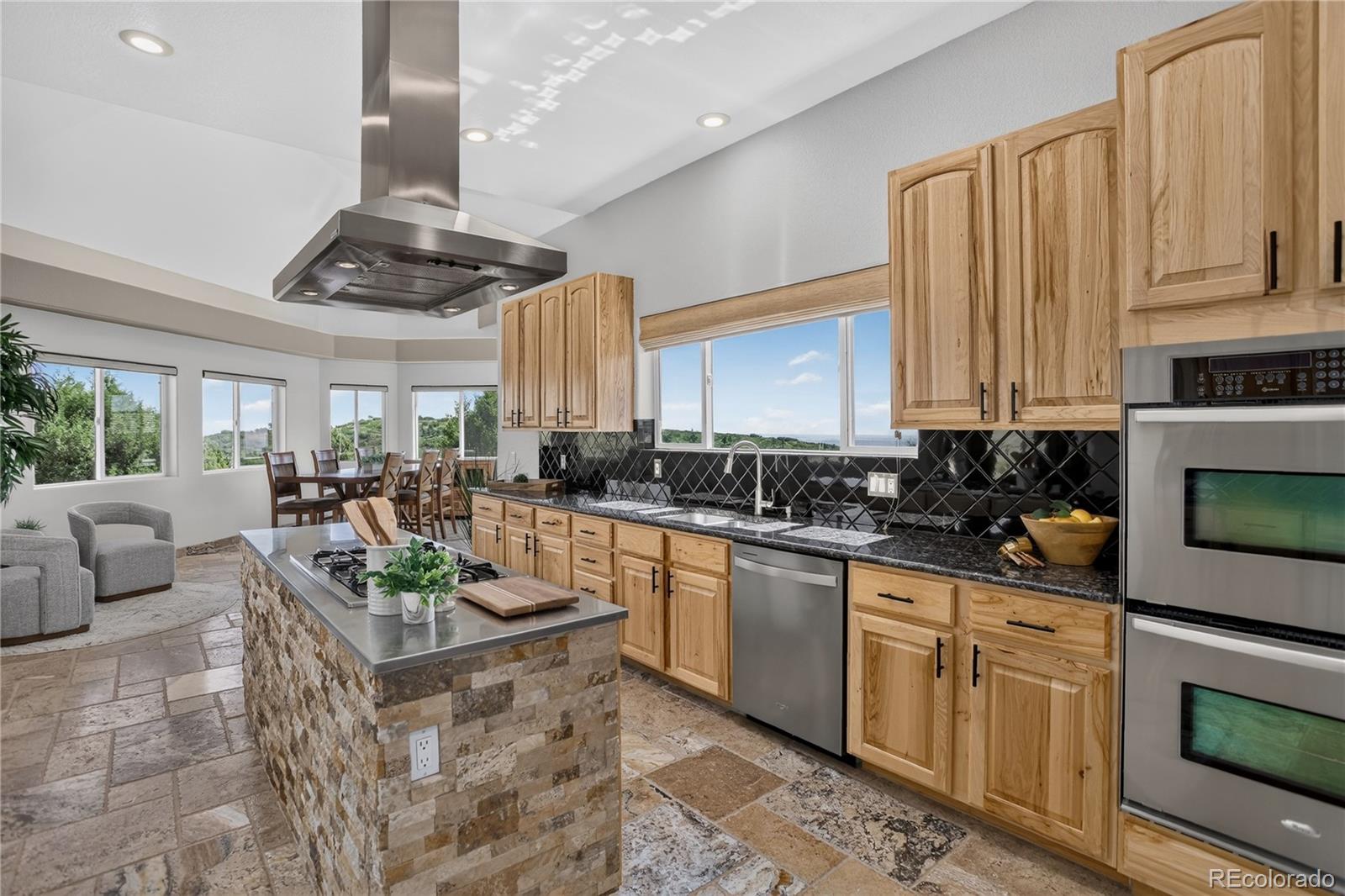 MLS Image #8 for 3725  twisted oak circle,colorado springs, Colorado