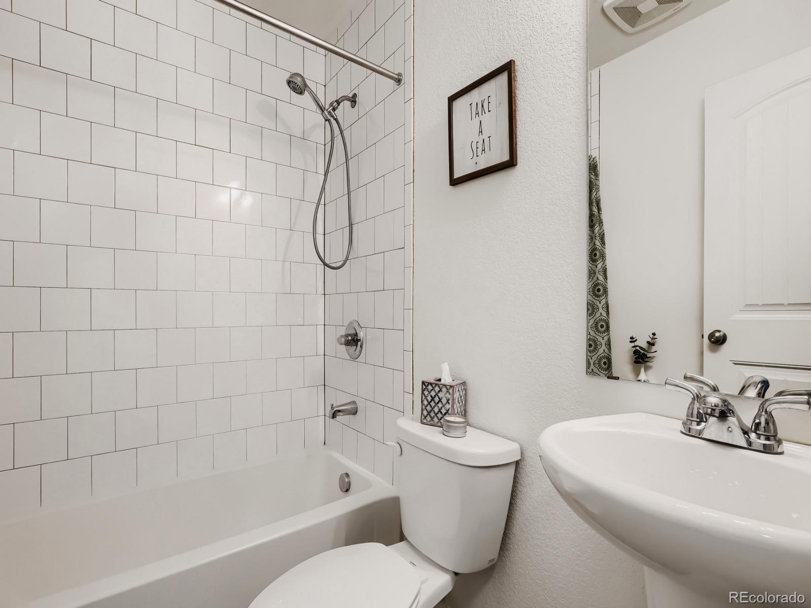 MLS Image #18 for 19198 e 55th avenue,denver, Colorado