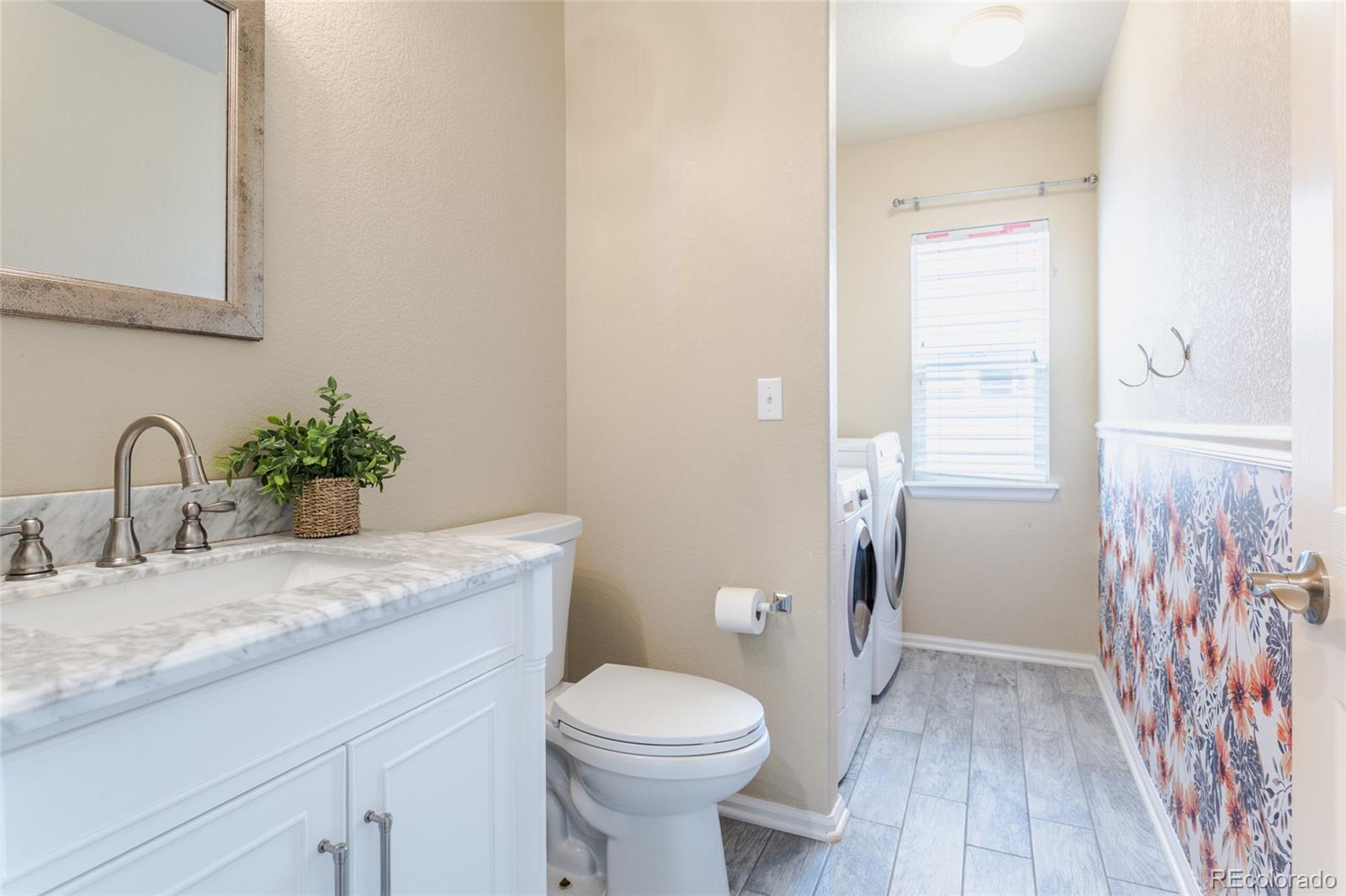 MLS Image #11 for 11055  chesmore street,littleton, Colorado