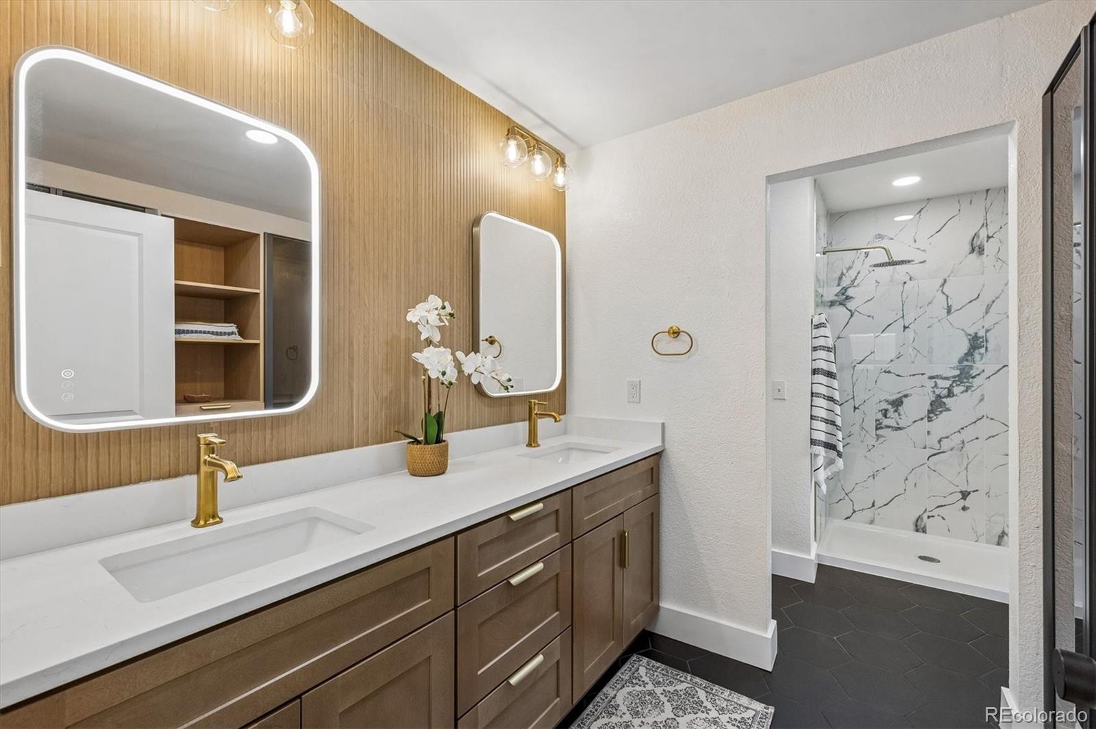MLS Image #27 for 6449 s locust way,centennial, Colorado