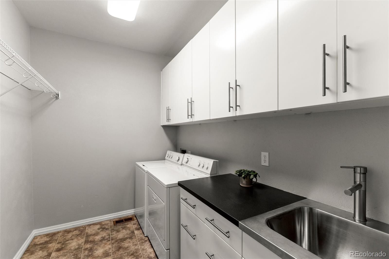 MLS Image #23 for 5415 s geneva street,englewood, Colorado