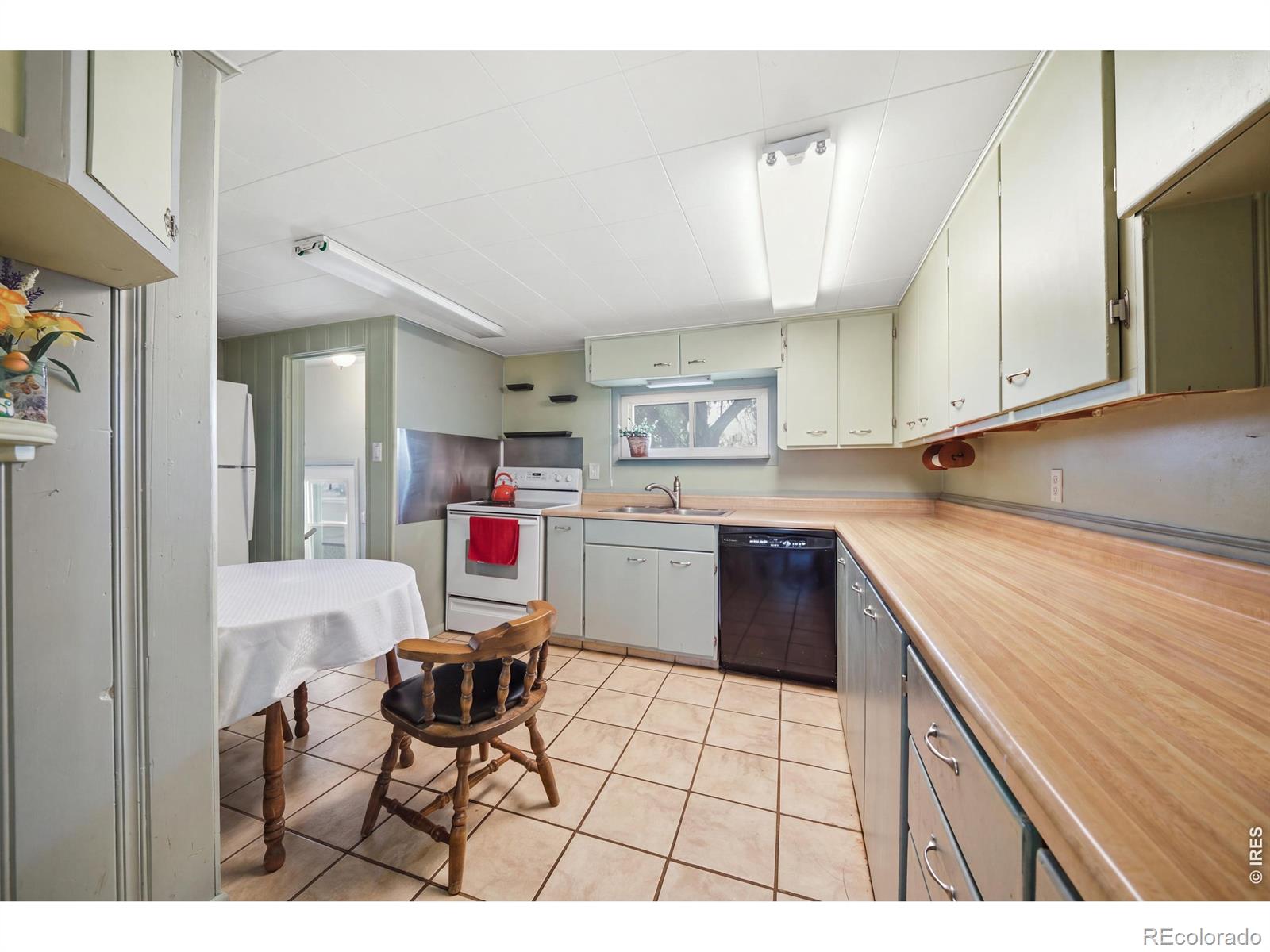 MLS Image #16 for 203  4th street,kersey, Colorado