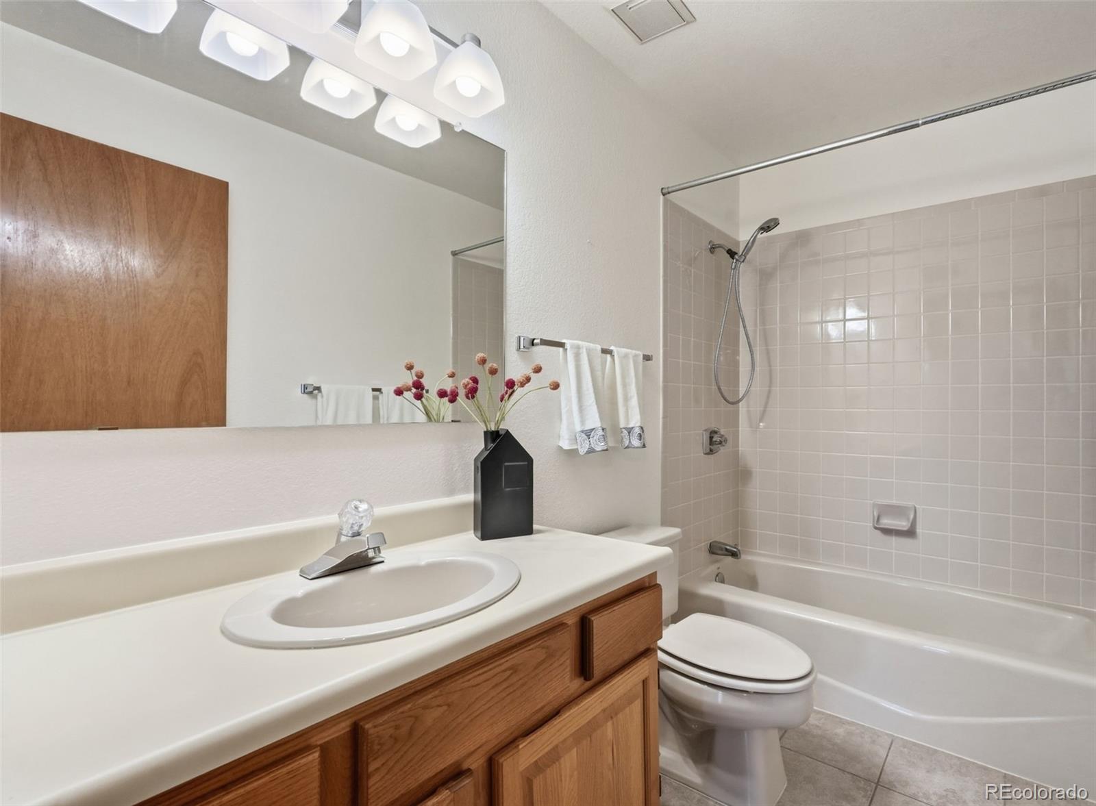 MLS Image #12 for 12565  sheridan boulevard,broomfield, Colorado