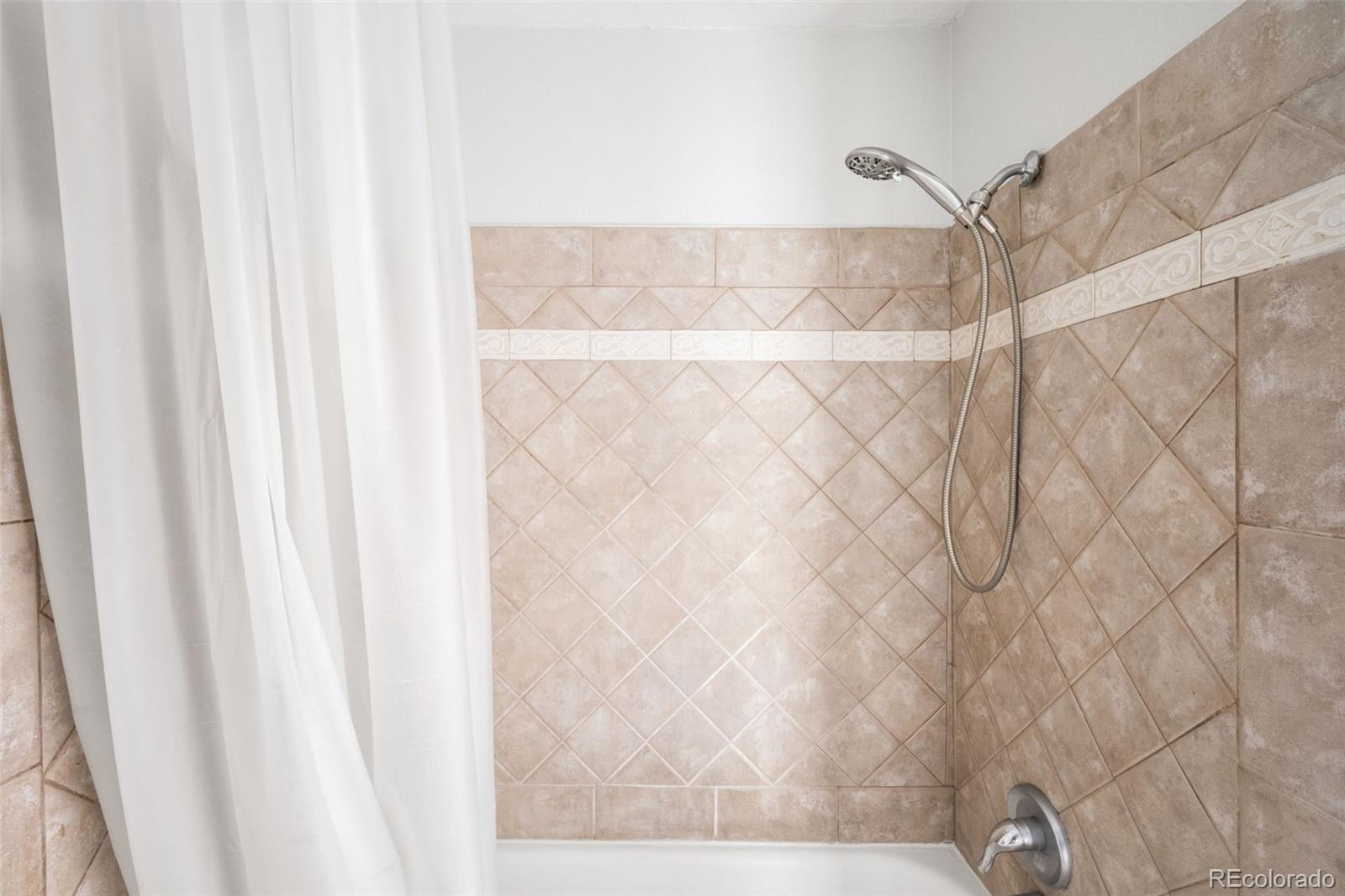 MLS Image #19 for 6550 w 14 avenue,lakewood, Colorado
