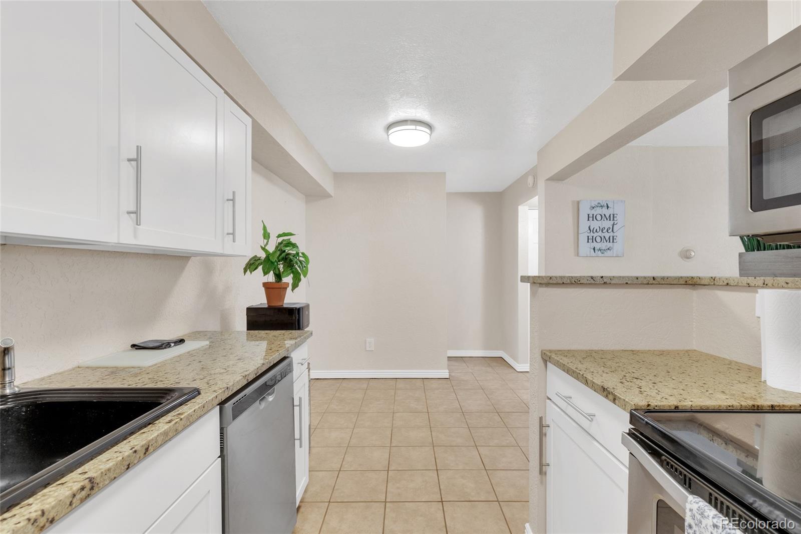 MLS Image #11 for 381 s ames street,denver, Colorado