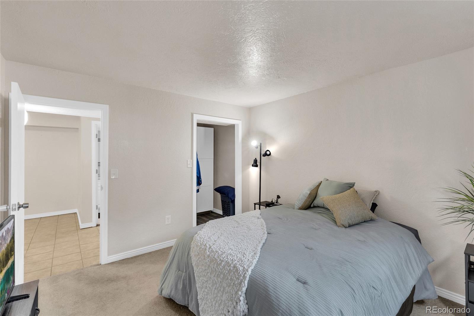 MLS Image #16 for 381 s ames street,denver, Colorado