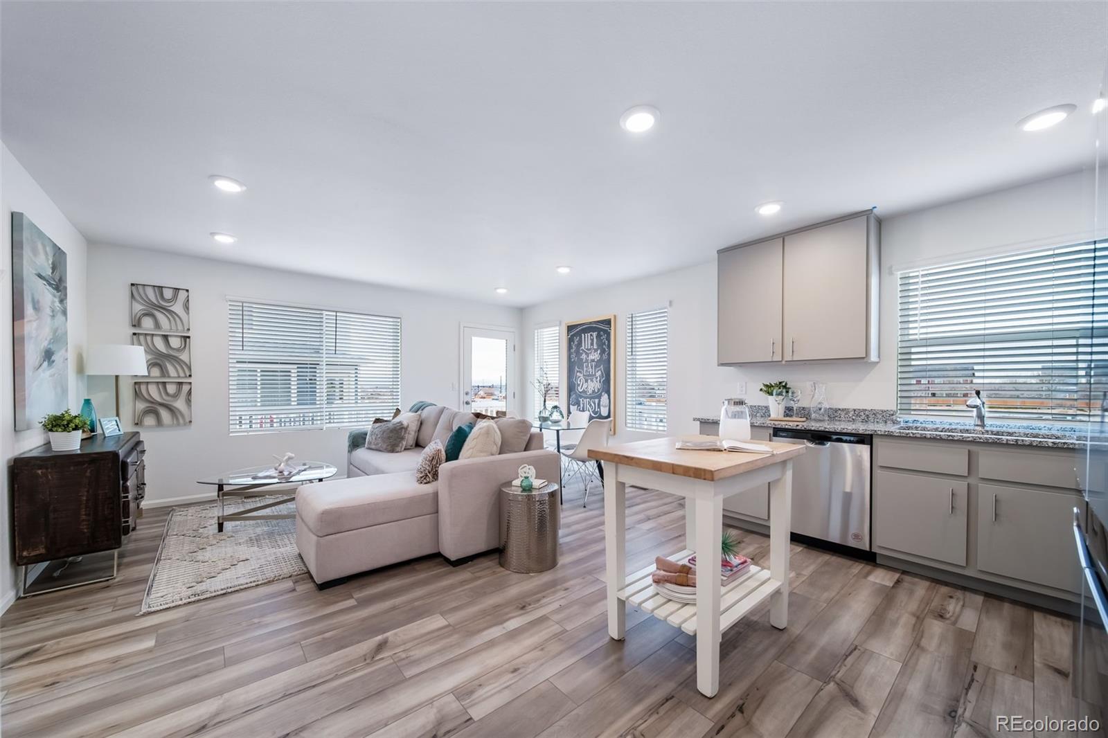 MLS Image #5 for 10060  revere court,commerce city, Colorado