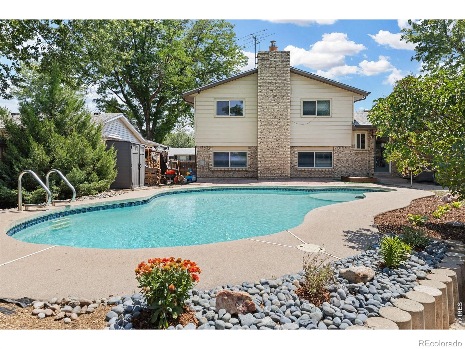 MLS Image #33 for 2965 s teller street,denver, Colorado