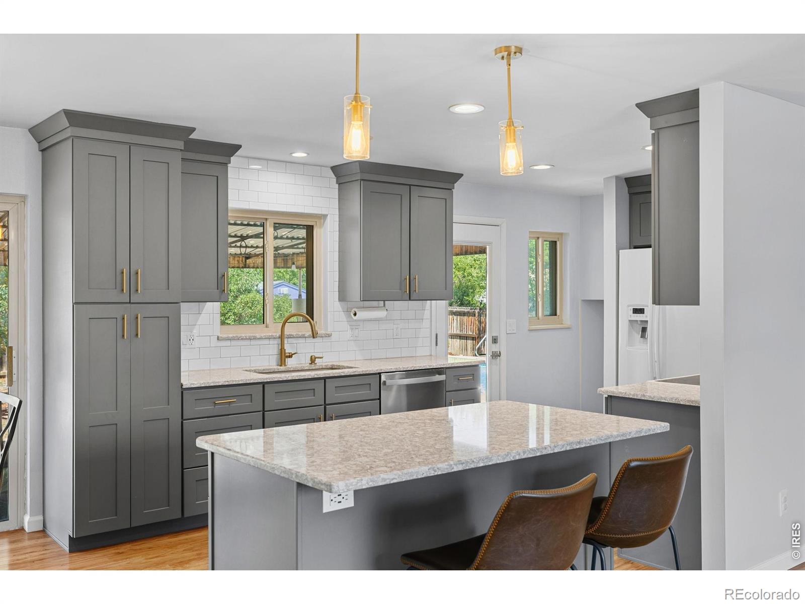 MLS Image #8 for 2965 s teller street,denver, Colorado
