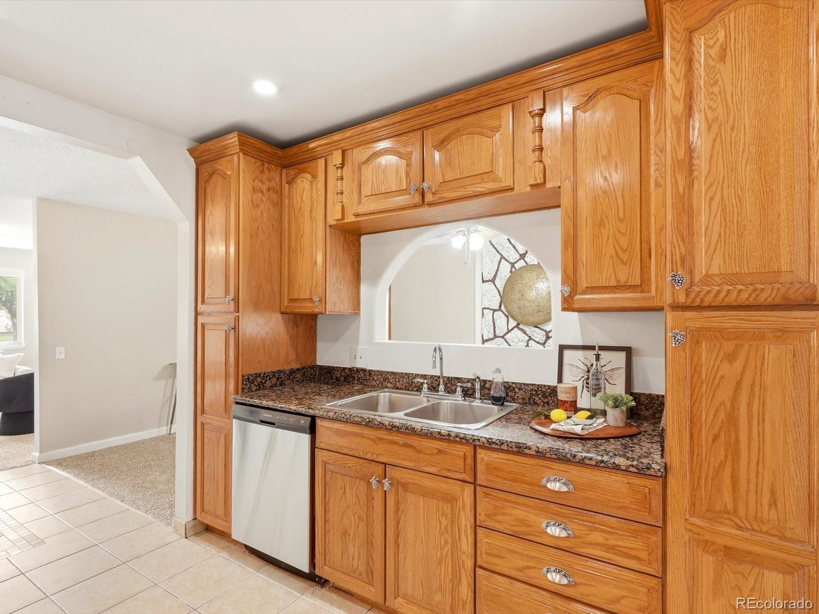 MLS Image #18 for 1505 s paris court,aurora, Colorado