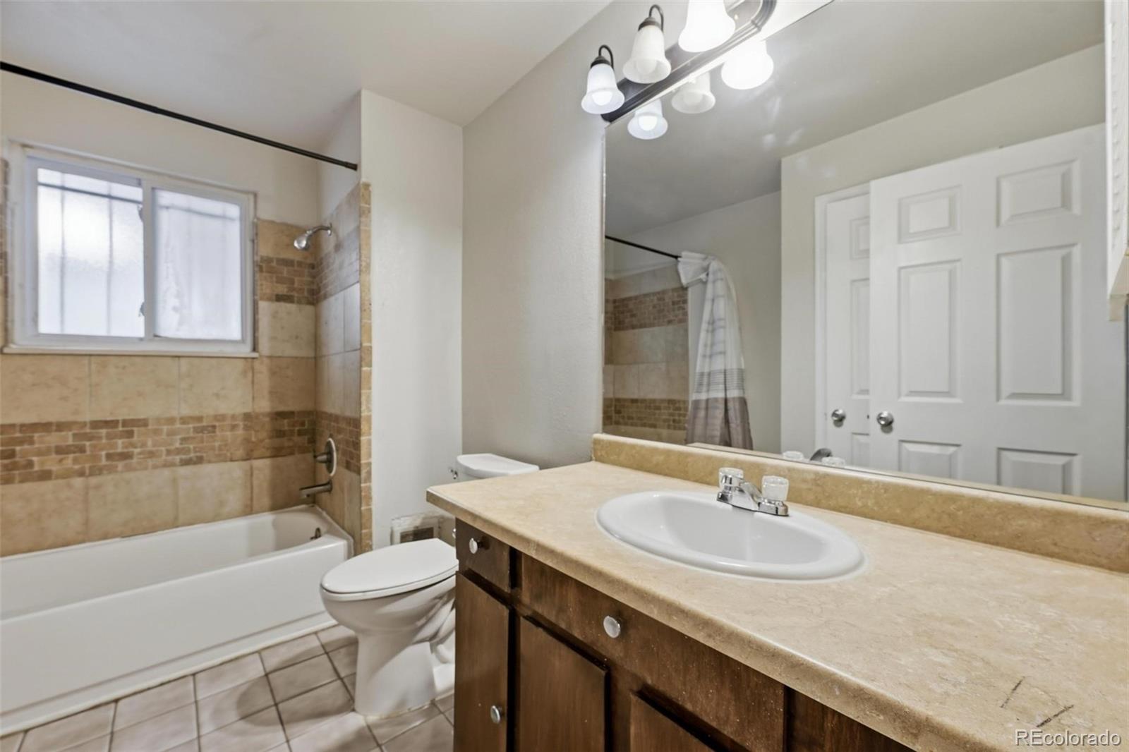 MLS Image #10 for 16683 e kansas drive,aurora, Colorado