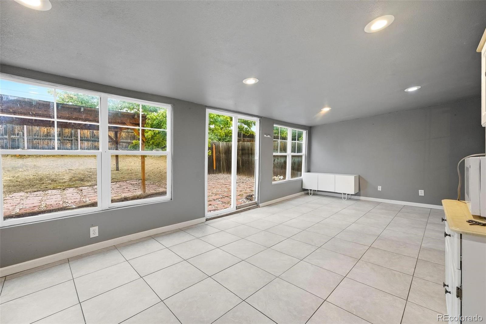 MLS Image #15 for 16683 e kansas drive,aurora, Colorado