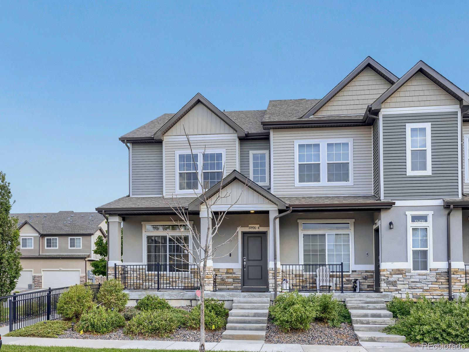 MLS Image #3 for 19990 e 40th avenue,denver, Colorado