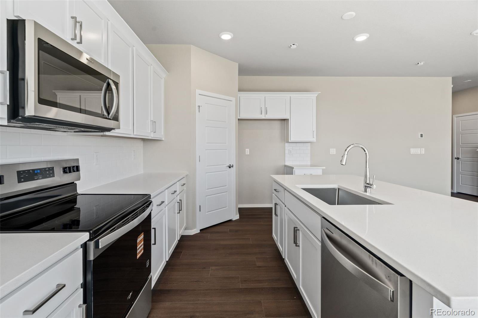 MLS Image #2 for 2817  mosker street,strasburg, Colorado