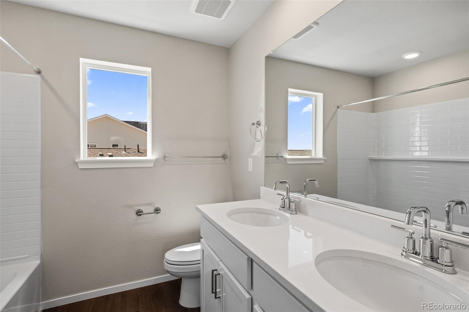 MLS Image #6 for 2817  mosker street,strasburg, Colorado