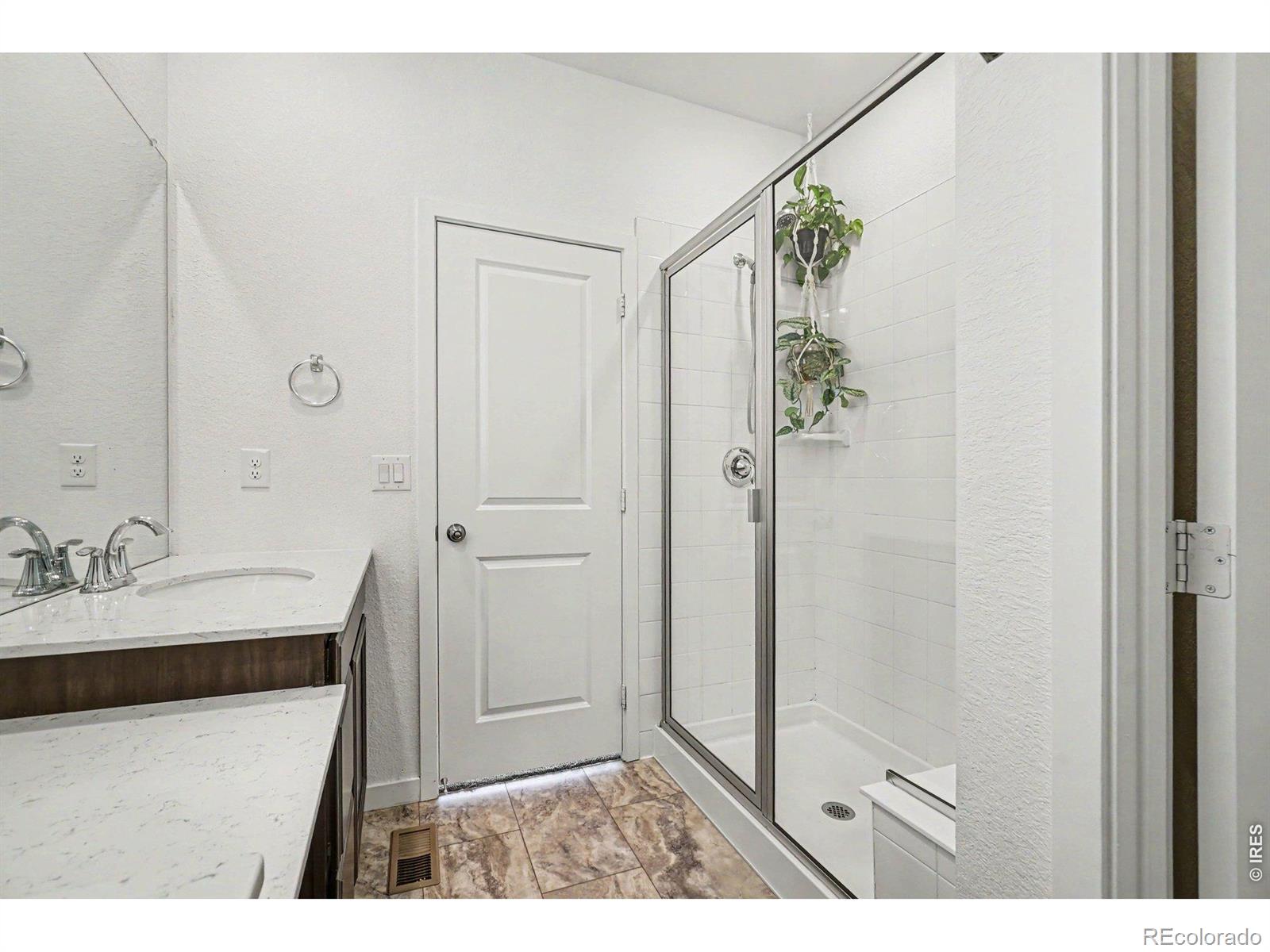 MLS Image #14 for 892  crestone street,johnstown, Colorado