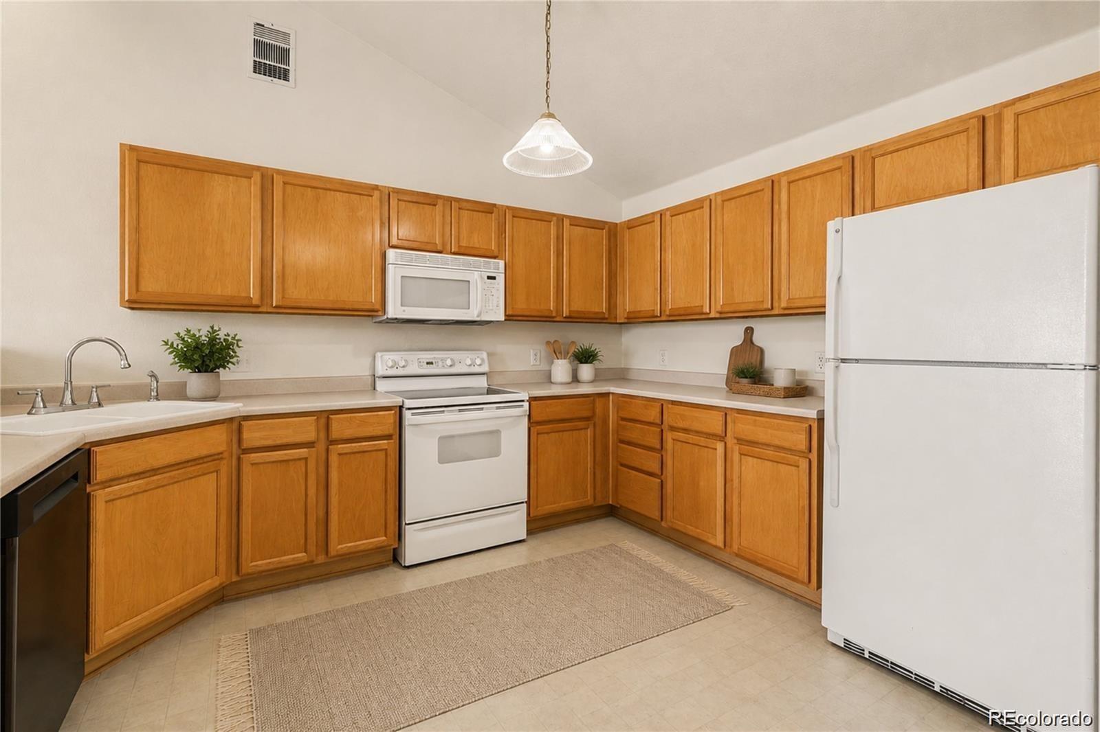 MLS Image #6 for 3271 e 103rd place 1305,thornton, Colorado