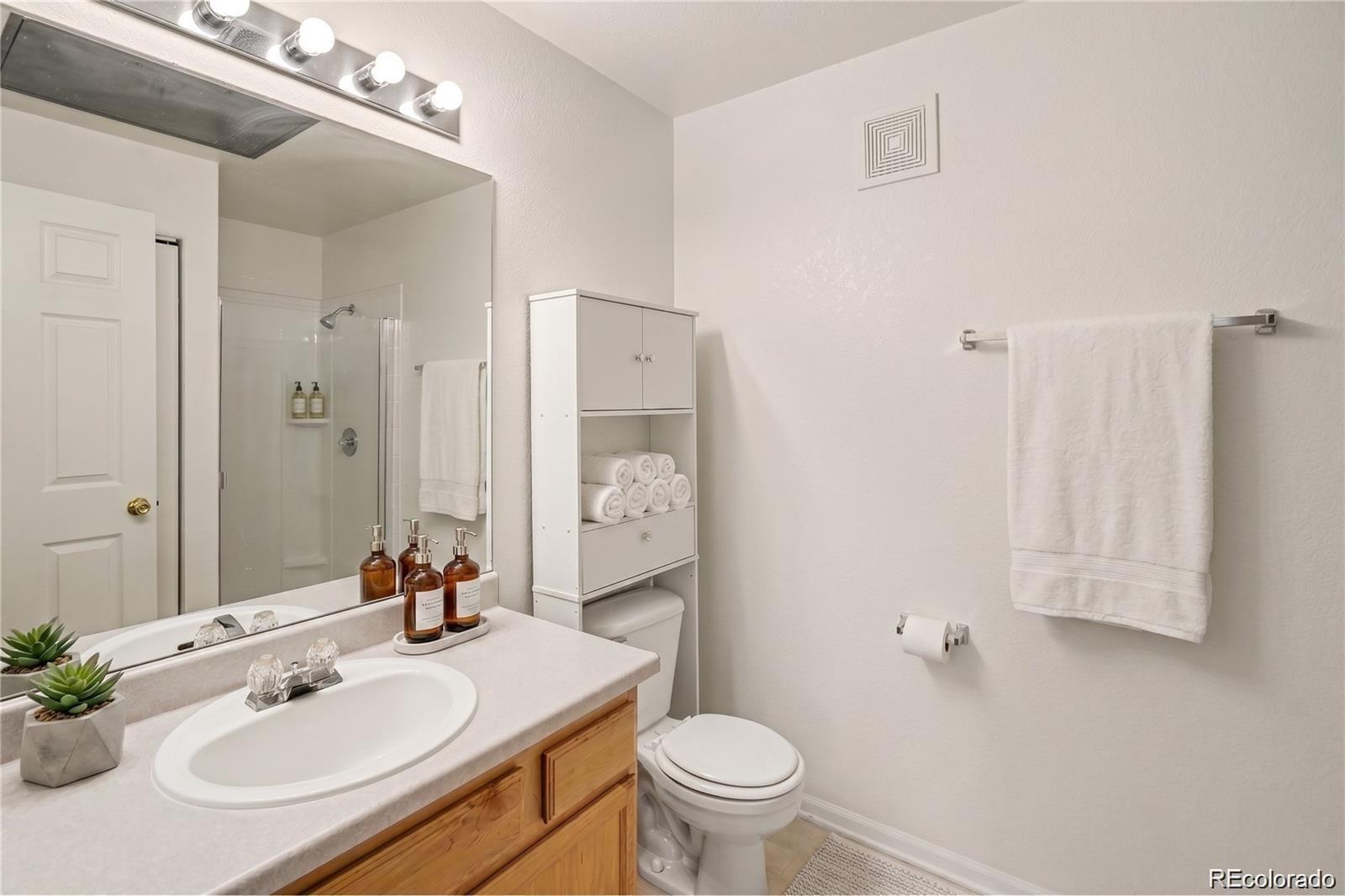 MLS Image #9 for 3271 e 103rd place 1305,thornton, Colorado