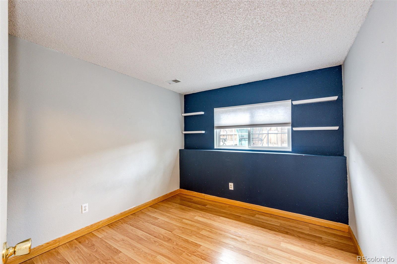 MLS Image #10 for 1220 s flower circle,lakewood, Colorado