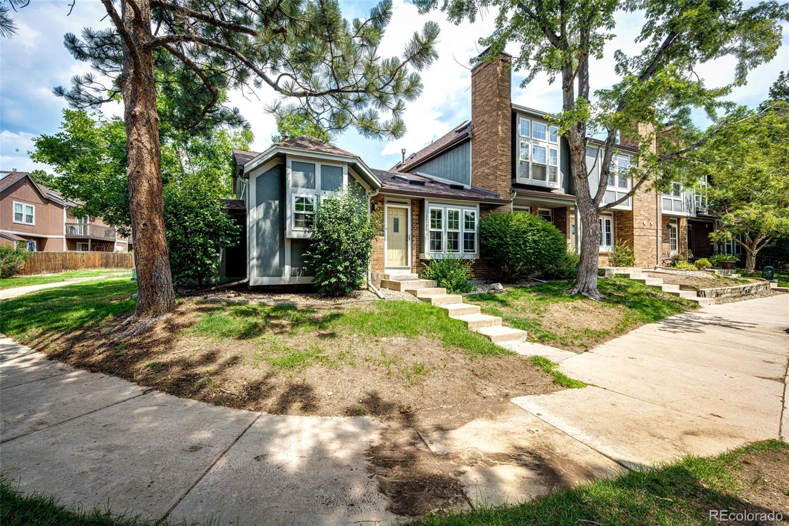 MLS Image #2 for 1220 s flower circle,lakewood, Colorado