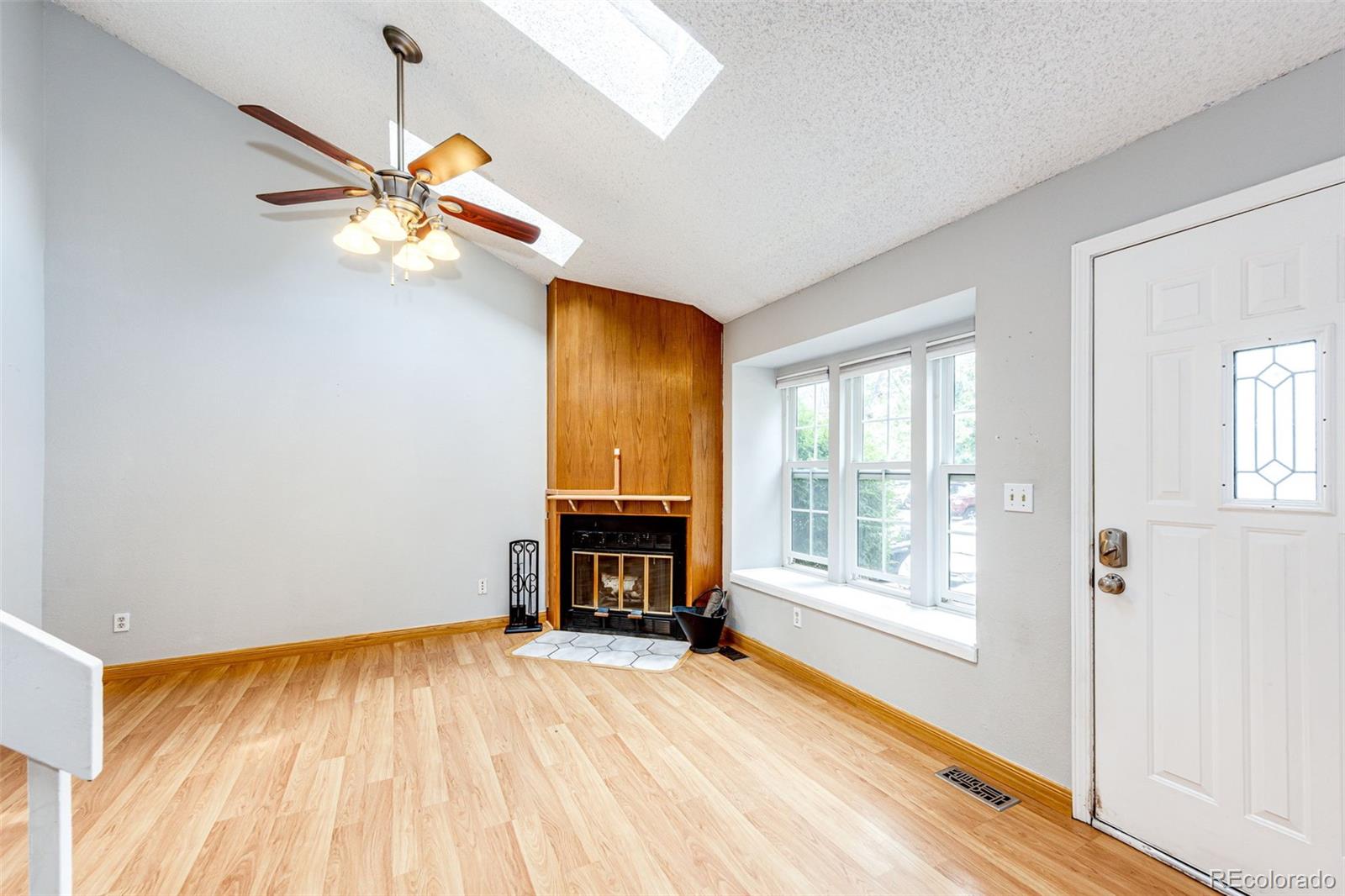 MLS Image #4 for 1220 s flower circle,lakewood, Colorado