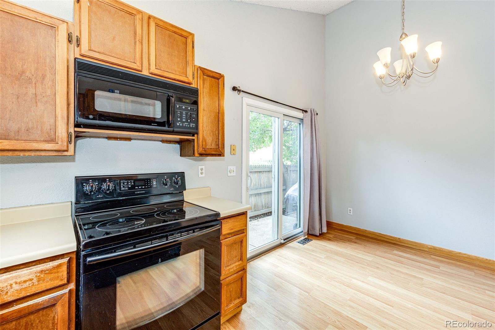 MLS Image #9 for 1220 s flower circle,lakewood, Colorado