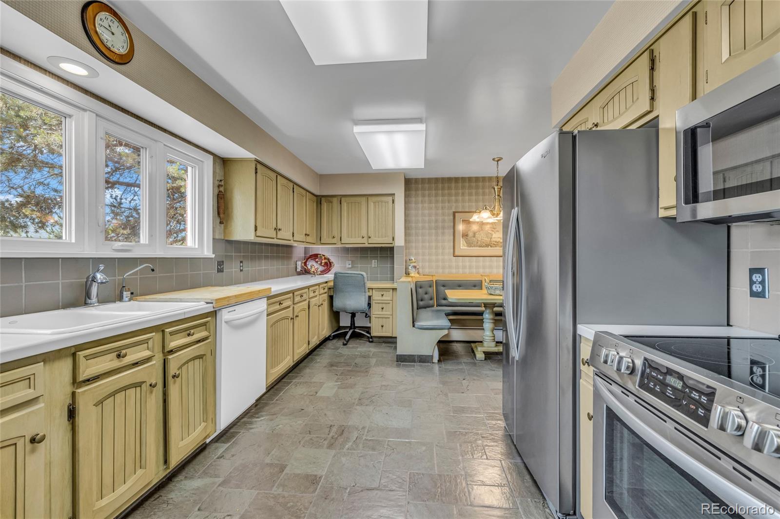 MLS Image #14 for 916  fairhurst street,sterling, Colorado