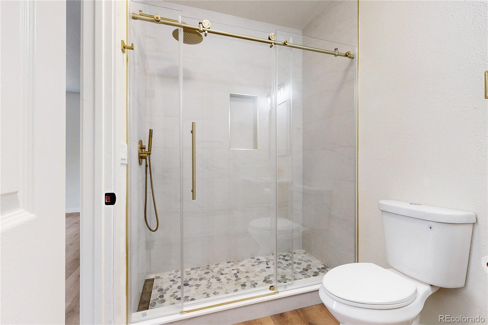 MLS Image #11 for 1631 w hoye place,denver, Colorado